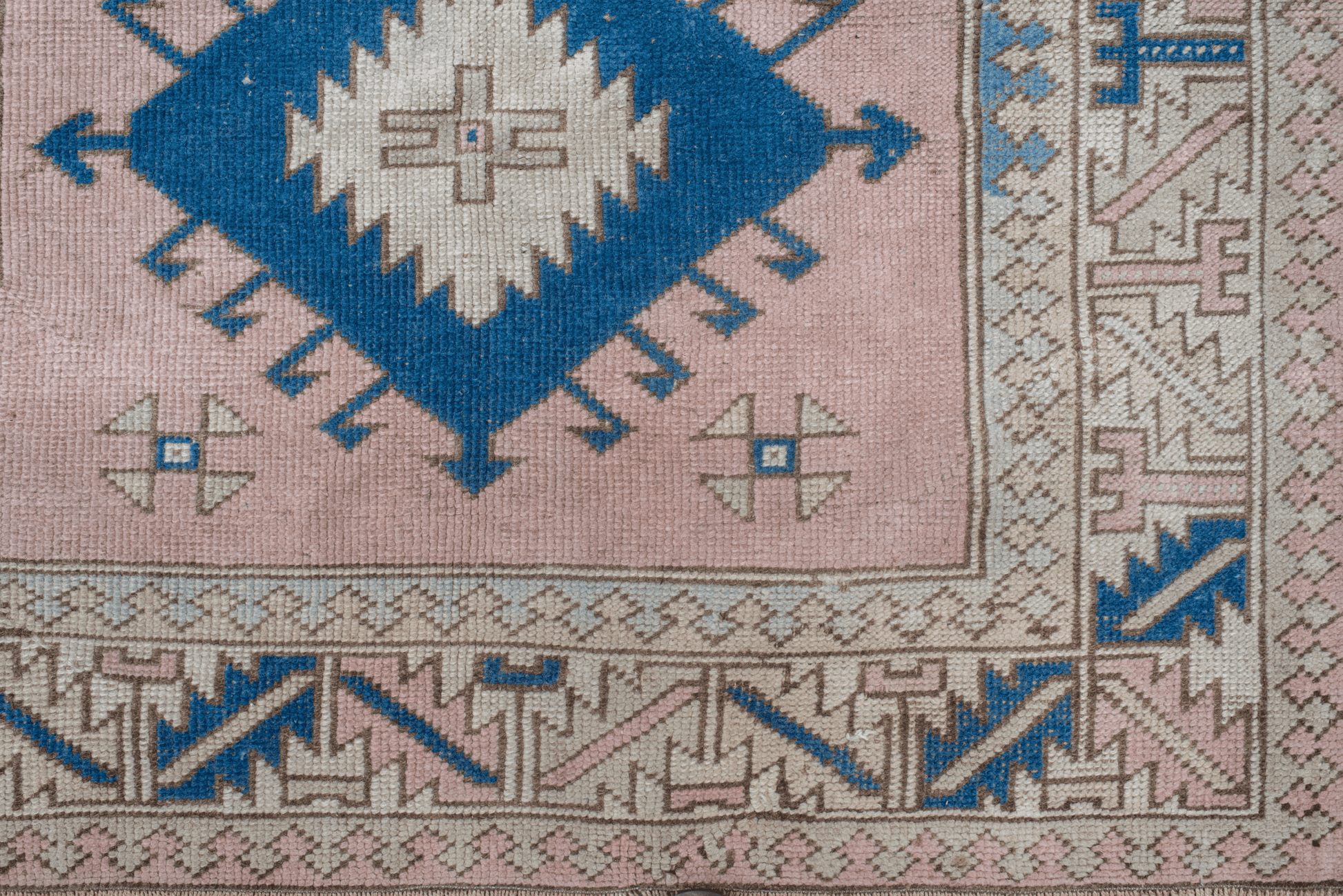Karadeniz - Neighborhood Rugs