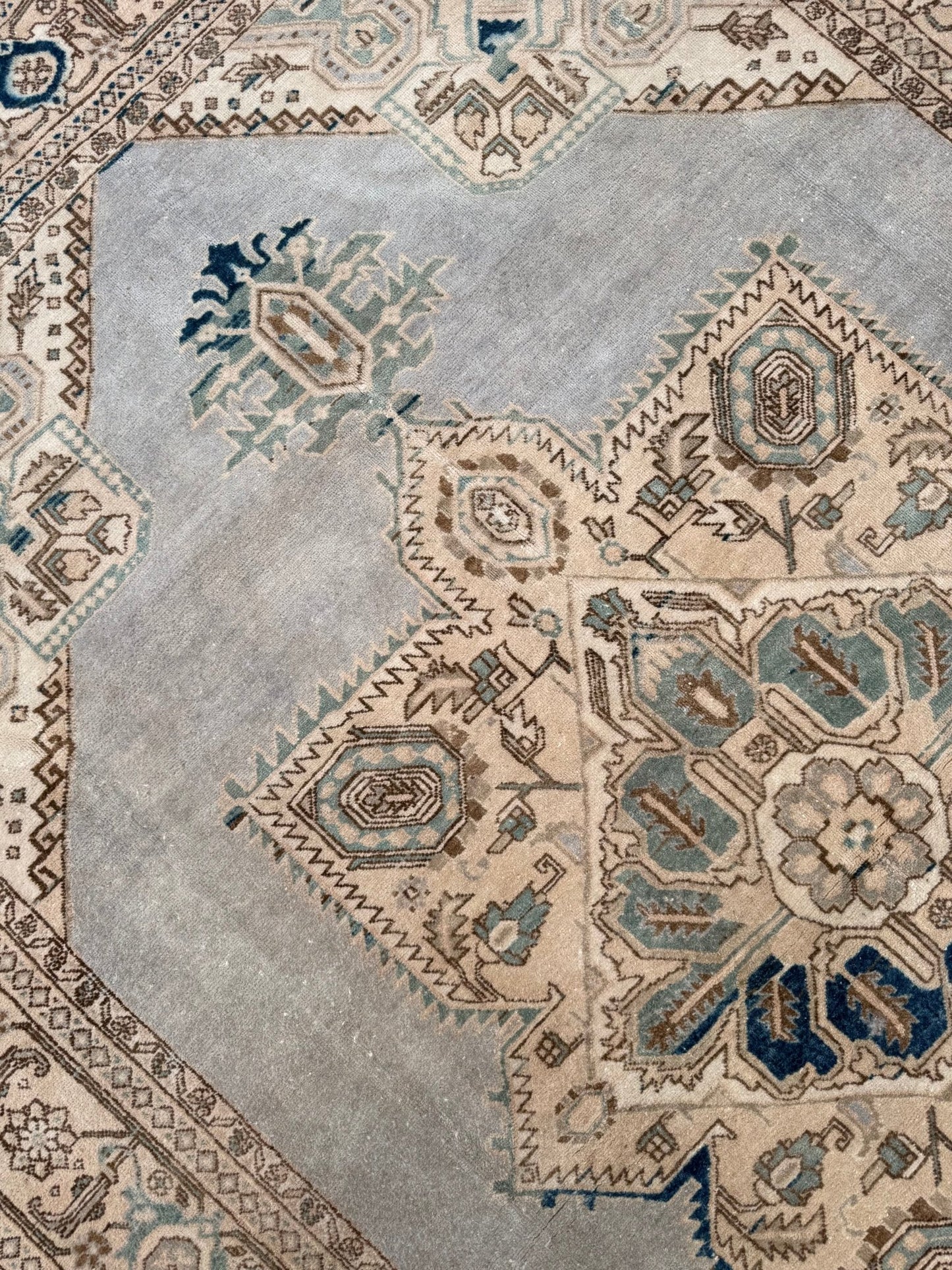 Mahtab - Neighborhood Rugs
