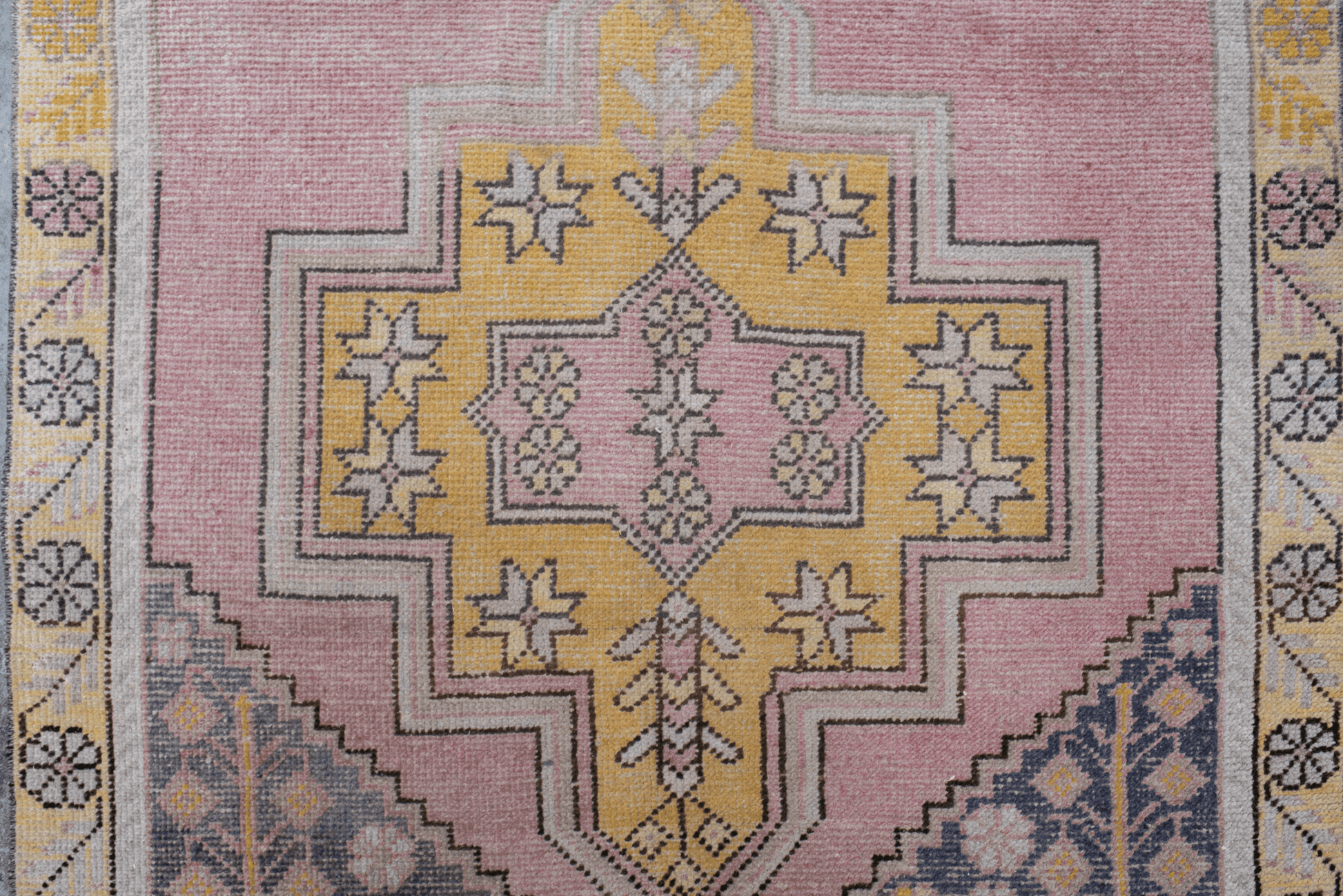 Ziya - Neighborhood Rugs